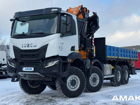 IVECO T-WAY 8x8: всюдихід-важковаговик із краном-маніпулятором Fassi