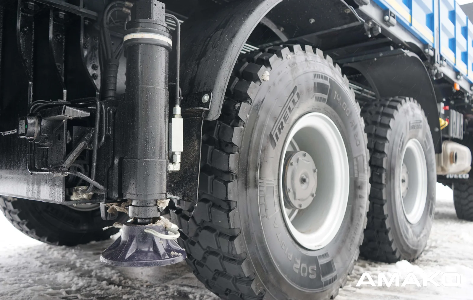 IVECO T-WAY 8x8