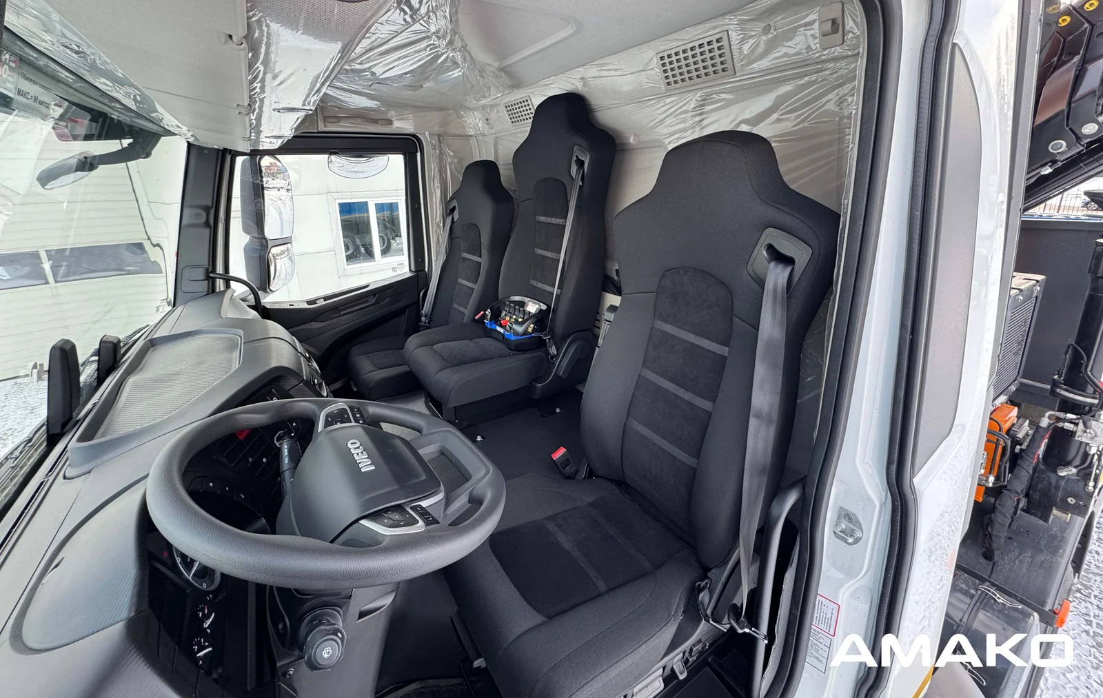 IVECO T-WAY 8x8