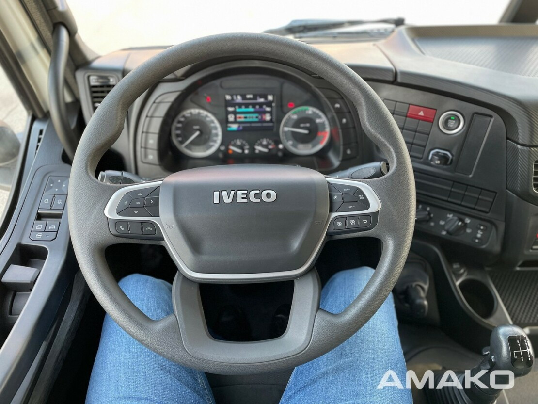 IVECO T-WAY AD380T48 H денна_кабіна (Шасі 6х4, Е5) Фото #9