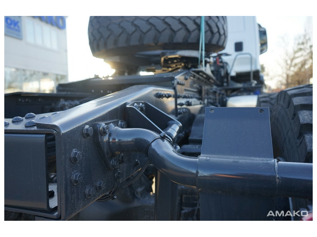 IVECO T-WAY AT720T48WT H (Тягач сідловий 6х6, Е5) Фото #6