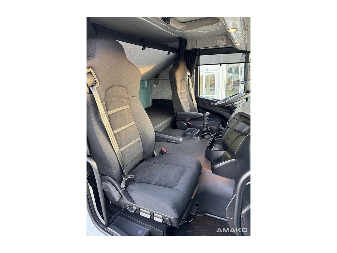 IVECO T-WAY AT720T48WT H (Тягач сідловий 6х6, Е5) Фото #19
