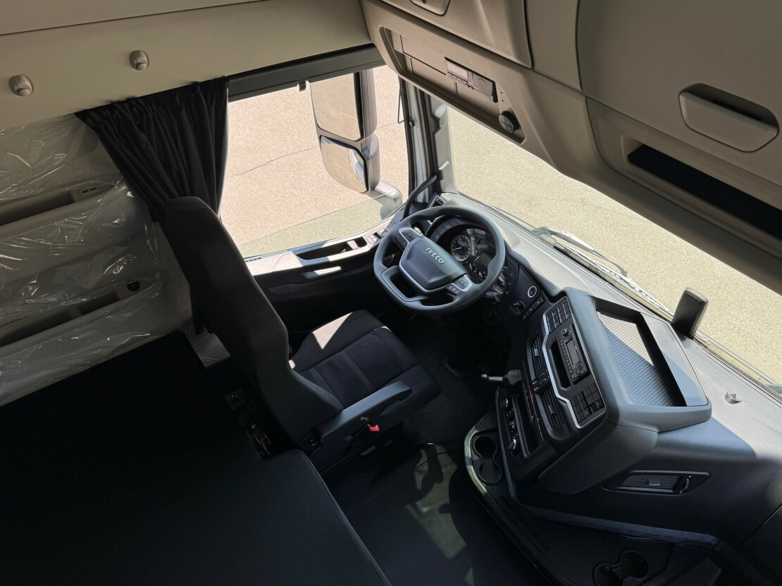 IVECO S-WAY AS440S48T/P ON (Сідловий тягач 4х2, Євро 5) Фото #6