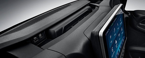 Функціональна панель приладів IVECO Daily